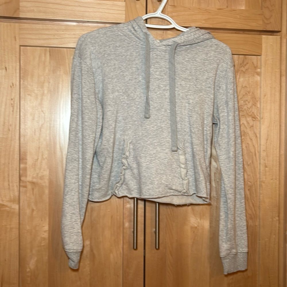 Garage cropped hoodie